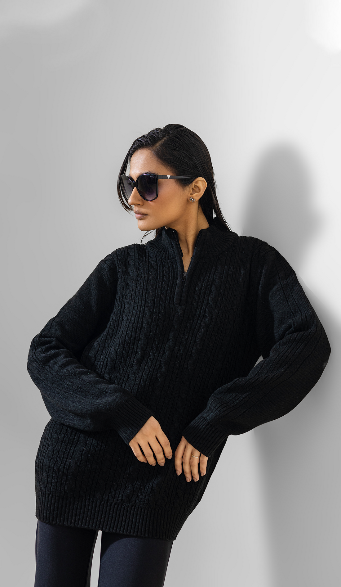 VOGUETELLA MEN'S ZIPPER CABLE KNIT SWEATER BLACK